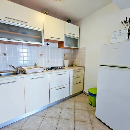 招待所 Robinson Edita Bogomolje