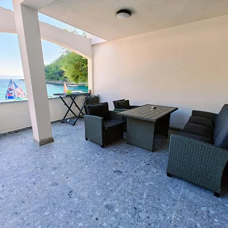 Casa de hóspedes Robinson Edita Bogomolje